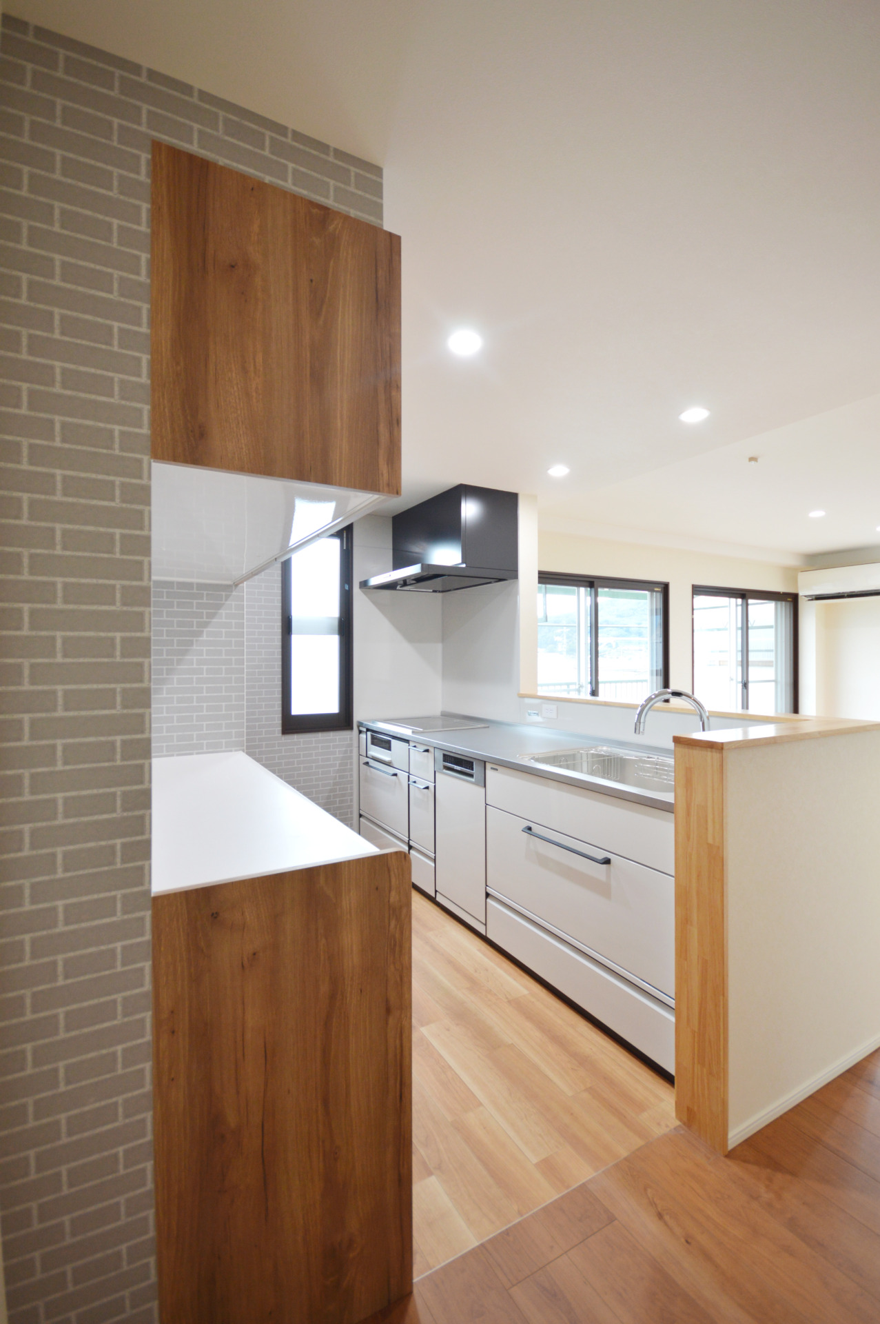 夫婦と愛犬のセカンドライフ_アフターキッチン