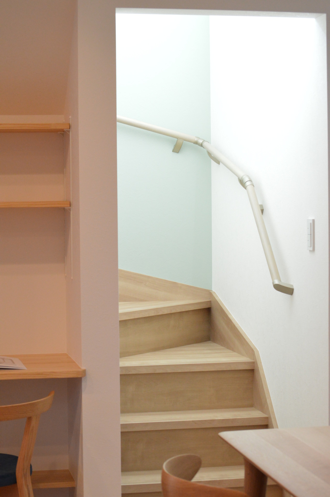 平屋風に暮らせる家_階段３