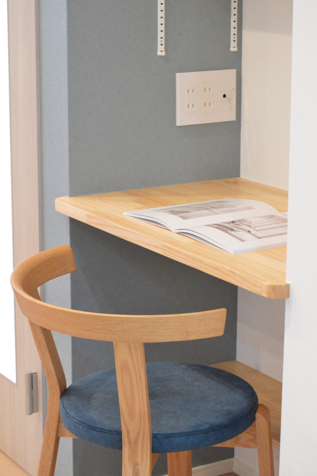 平屋風に暮らせる家_ワークスペース２